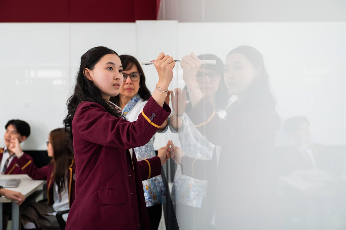 BINUS SCHOOL Serpong Jadi Tuan Rumah Harvard WorldMUN 2026 untuk Bangun Karakter Global Siswa
