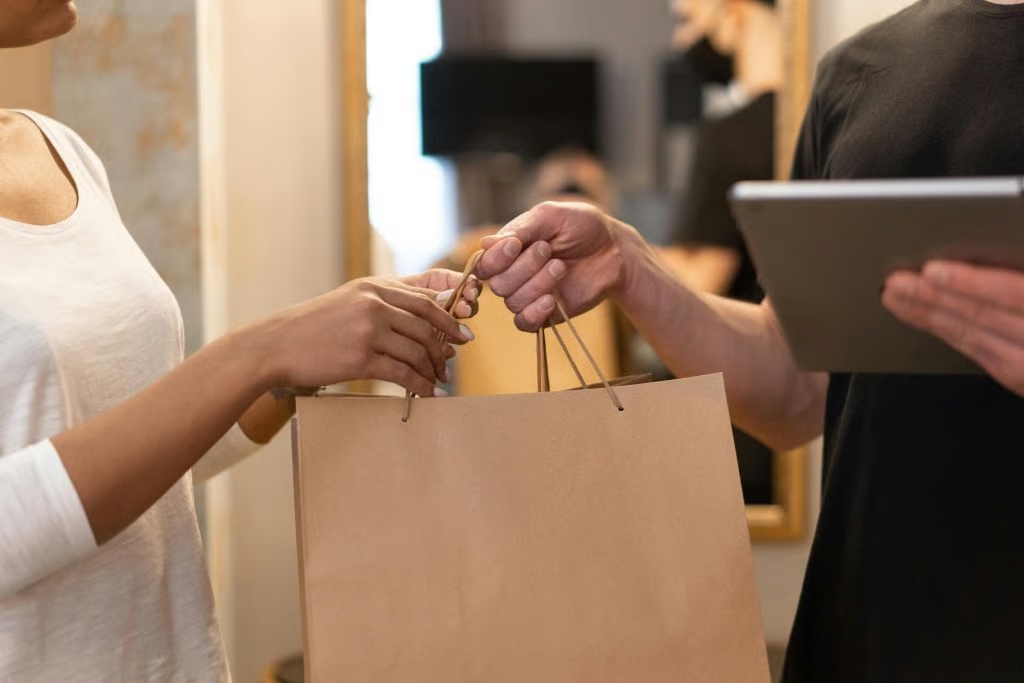 Biaya-Makan-dan-Jajan-Saat-Traveling-yang-Sering-Diremehkan