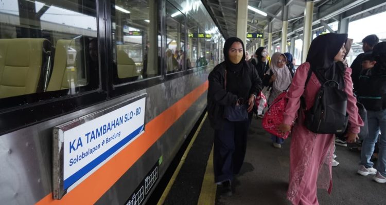 KAI Daop 2 Bandung Jalankan 2 KA Tambahan Selama Libur Panjang Kenaikan Yesus Kristus